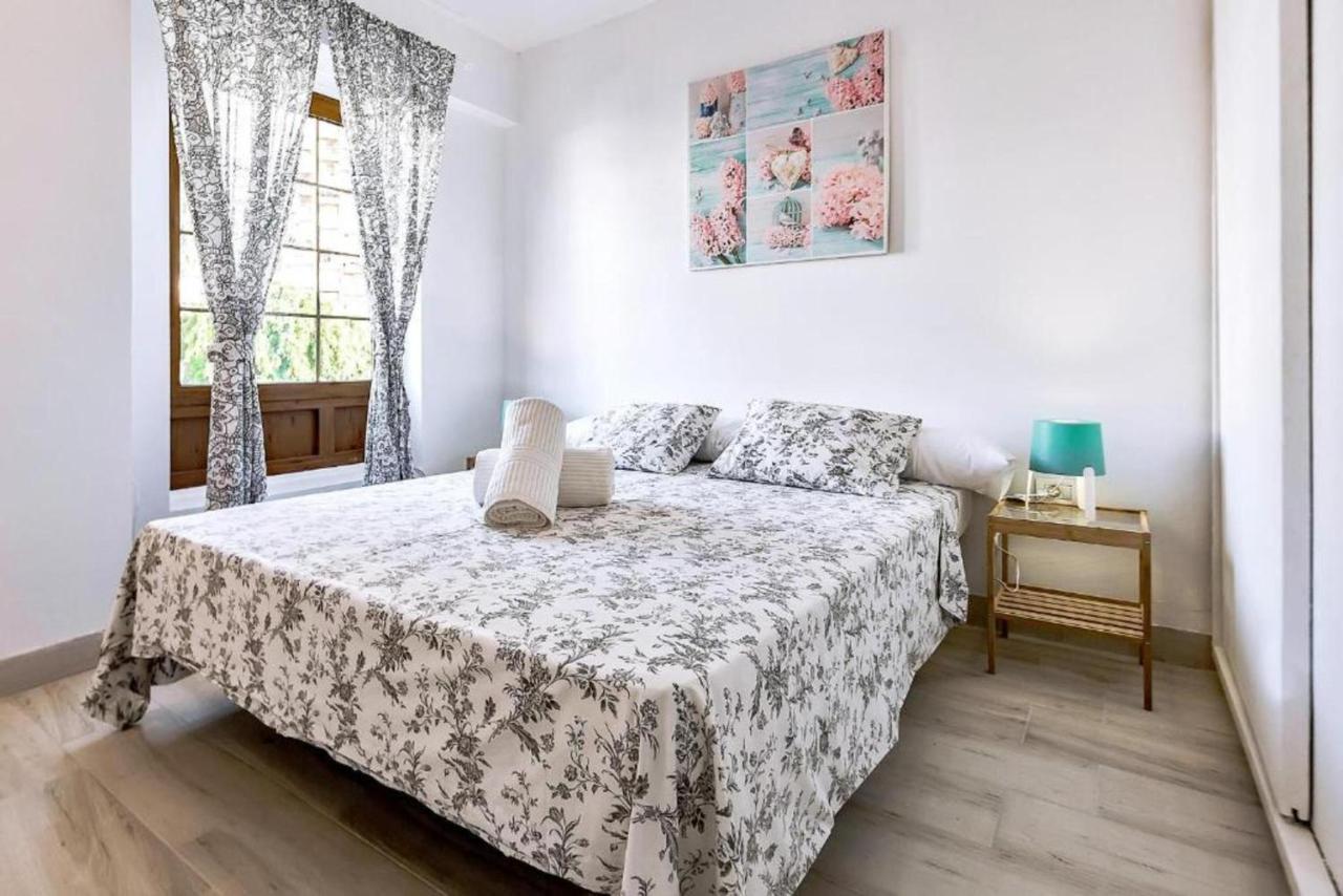 Two Bedroom Apartment With Wifi, Close To The Beach, In Playa De Las Americas Bagian luar foto